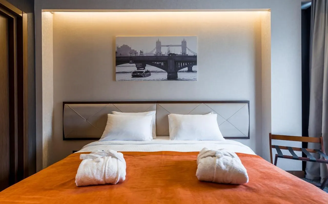 Bridge Hotel Тбилиси