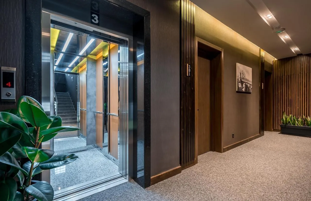 Bridge Hotel Тбилиси