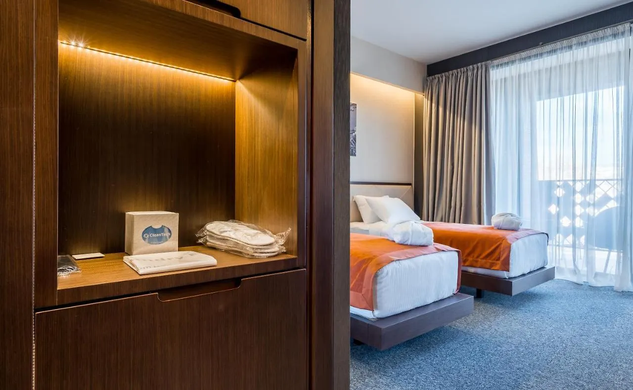 Bridge Hotel Тбилиси 4*,